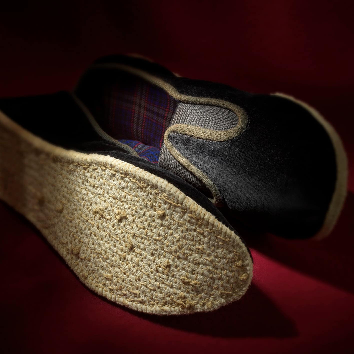 Men's black velvet ‘Scarpets’ with elastic, from Carnia, conserved at the Museo Carnico, photo Massimo Gardone / Azimut.