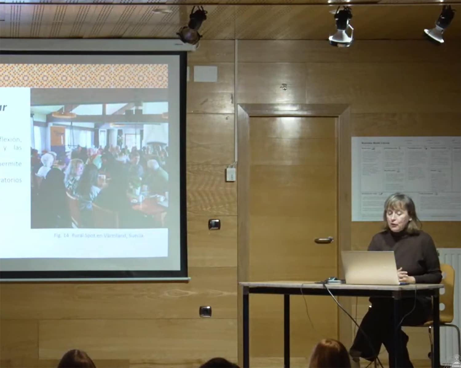 CULTURALITY researcher Ana María Fernández García delivering her presentation.