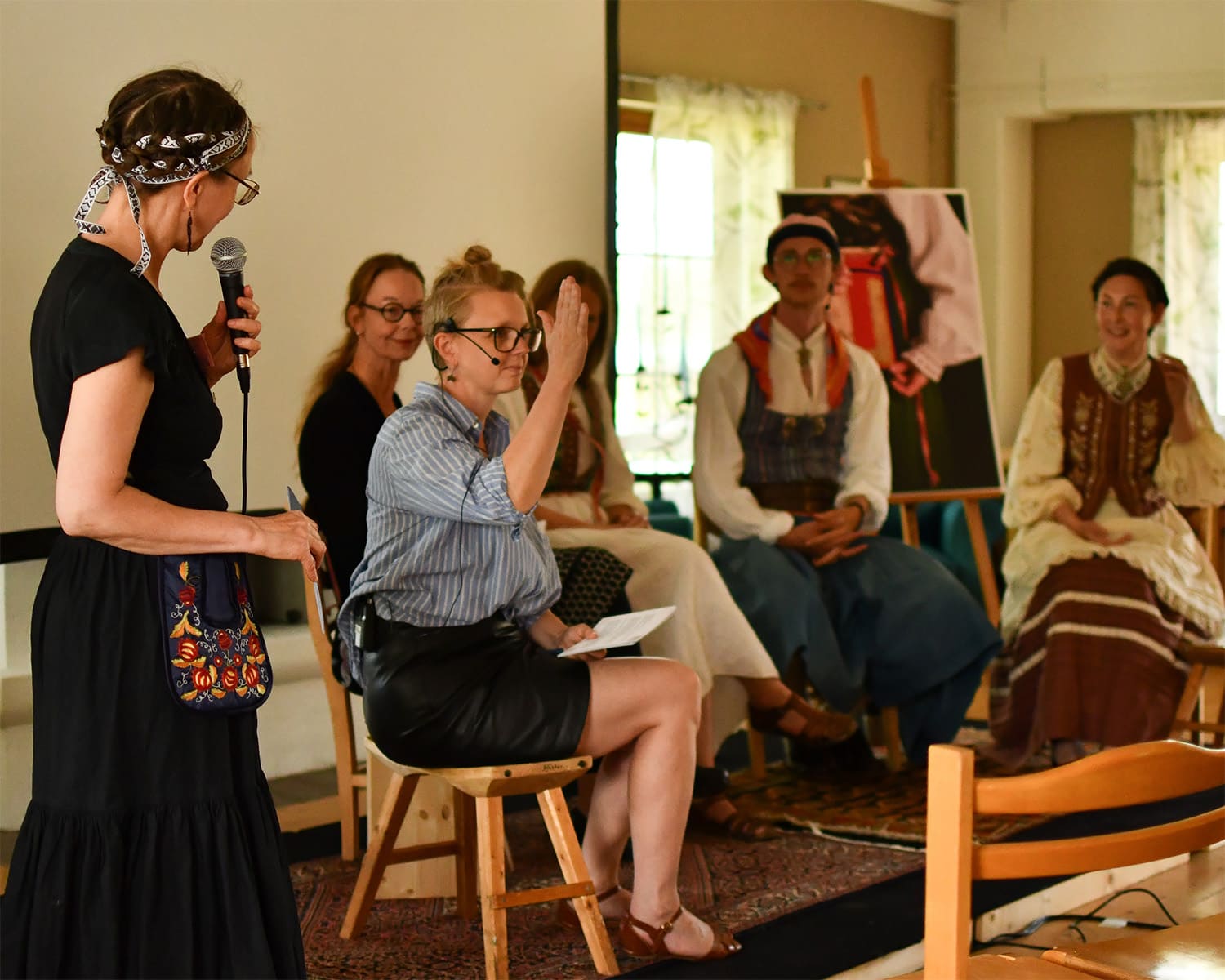 CULTURALITY researcher Kajsa Stinnerbom moderating the panel discussion.