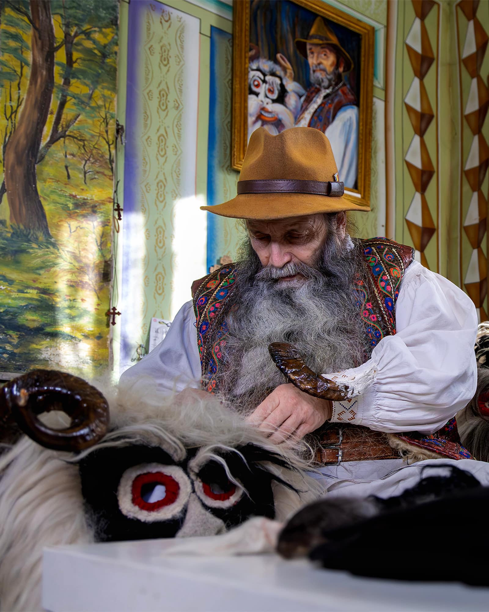 Vasile Șușca and his masks.